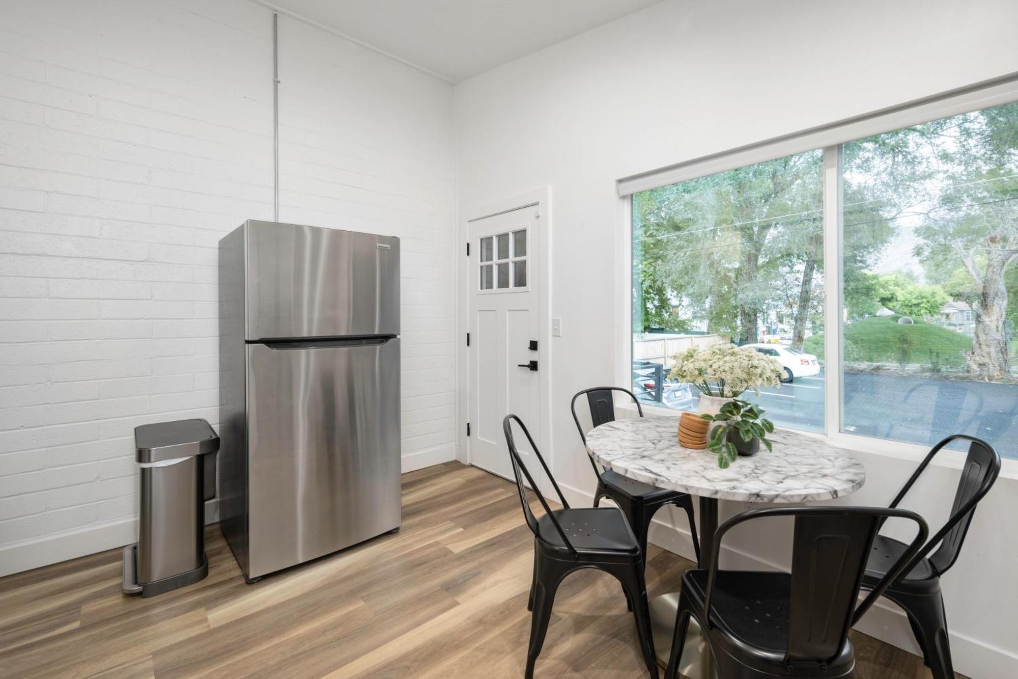 Apartment Ski-explore-relax! 30 Min To Snowbasin, Walk To Dt Ogden